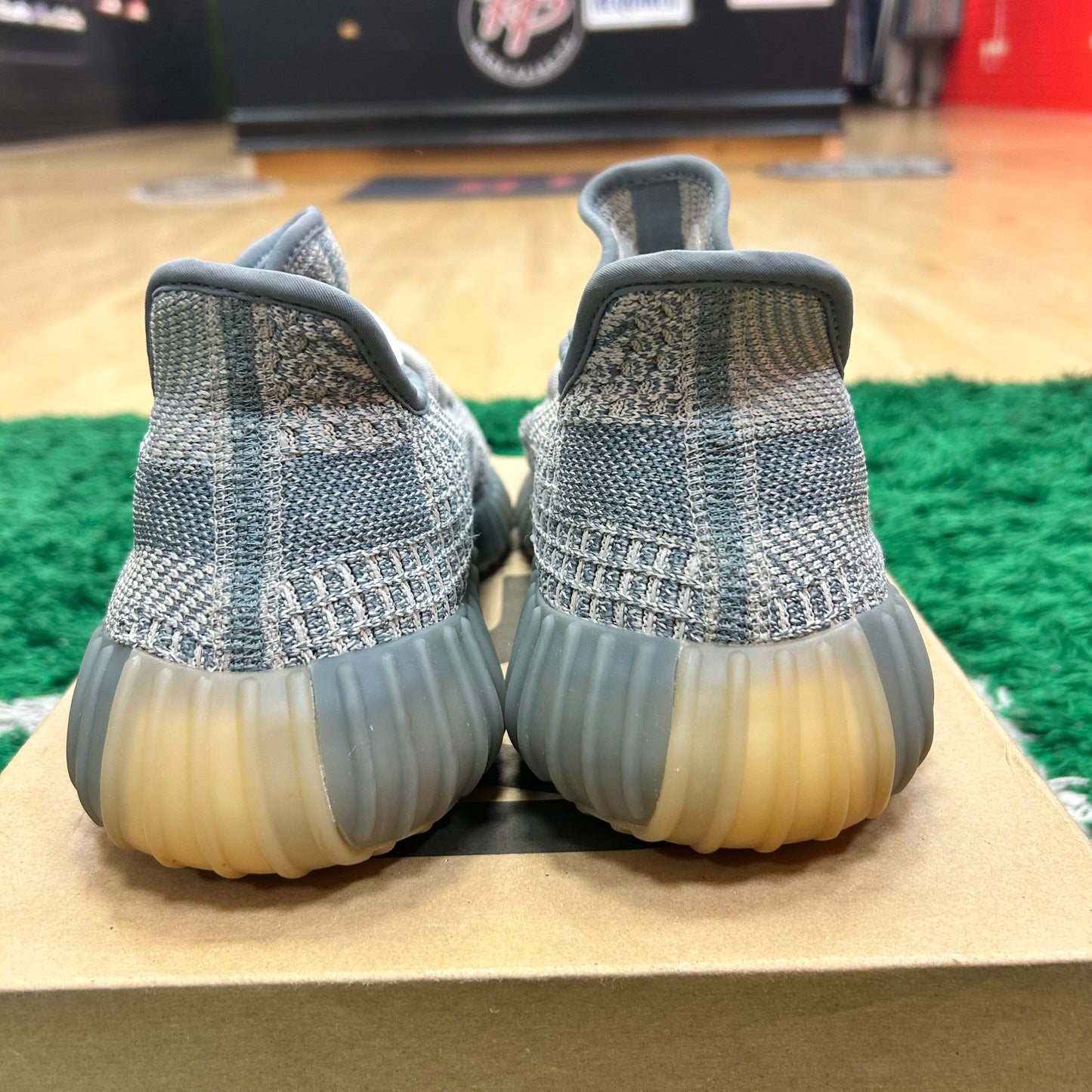 Yeezy 350 Israfil Size 9 (Worn Lightly)