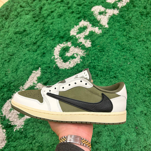 Jordan 1 Low Travis Scott Medium Olive Size 7.5 (New)