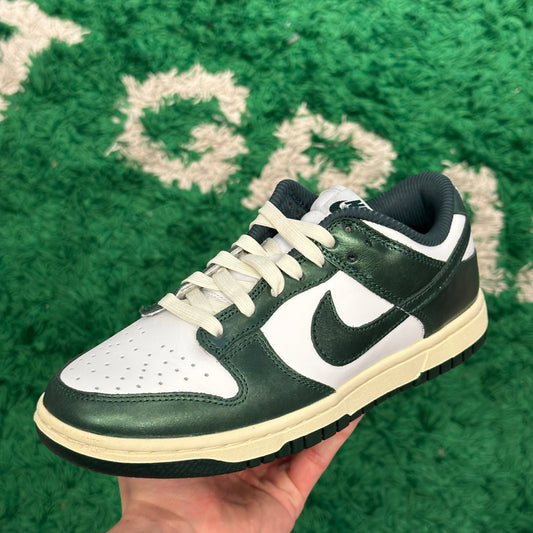 Nike Dunk Low Vintage Green Size 7W/5.5Y (New)