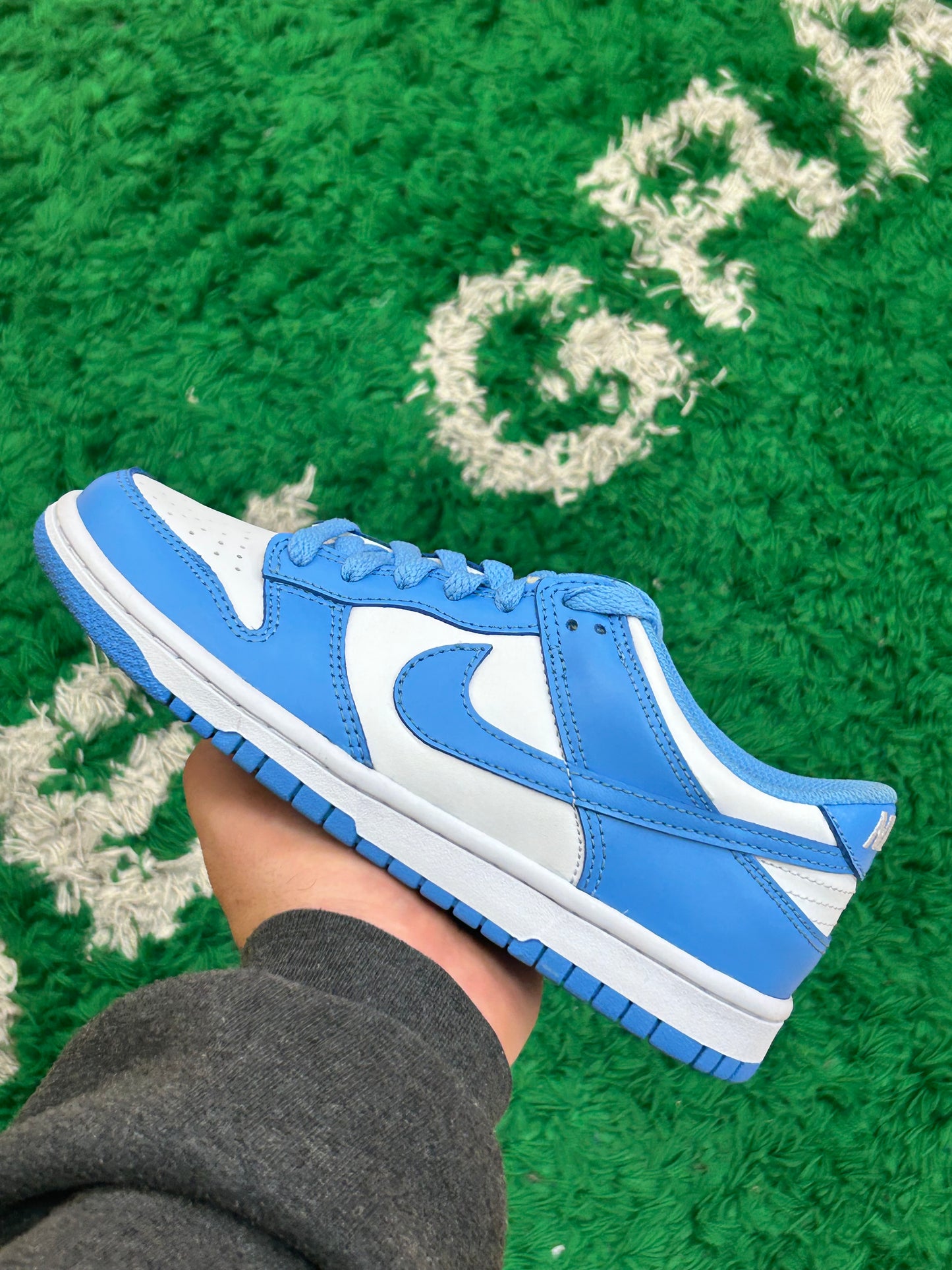 Nike Dunk Low UNC Size 5Y (New)