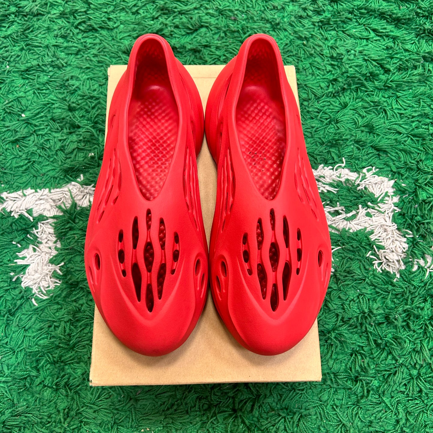 Yeezy FoamRnnr Vermillion Size 13 (Worn)
