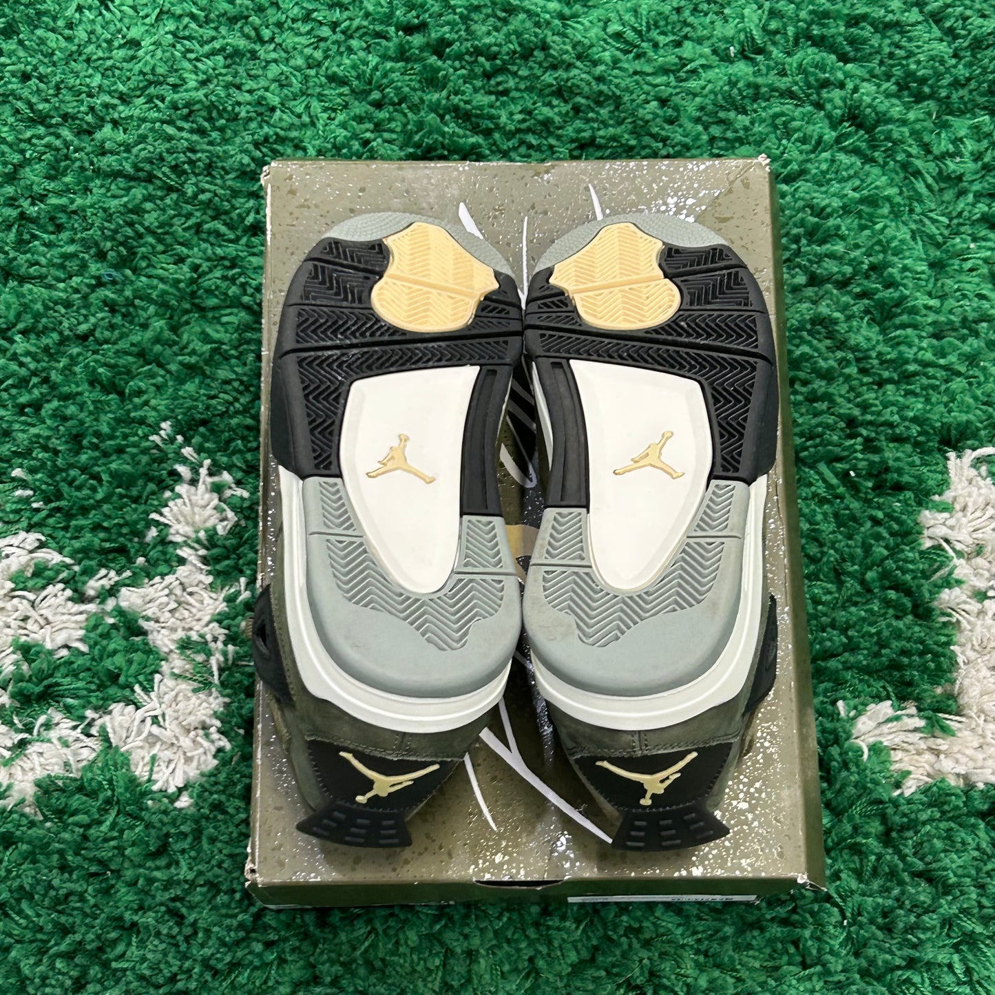 Jordan 4 Craft Olive Size 9 (Worn)