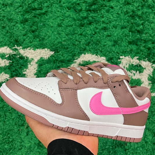 Nike Dunk Low Mauve Size 8.5W/7Y (New)