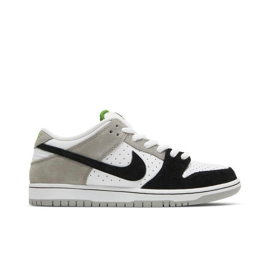 Nike SB Dunk Low Chlorophyll Size 13 (New)