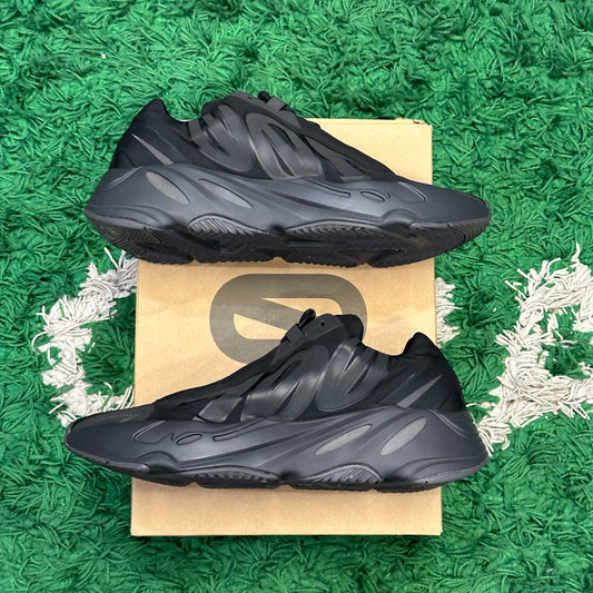 Yeezy 700 Triple Black MNVN Size 11 (Lightly Worn)