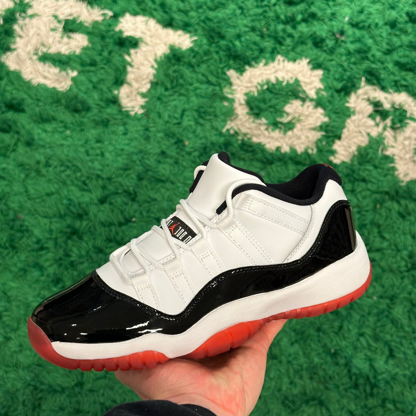 Jordan 11 Low Concord-Bred Size 5.5Y (New)