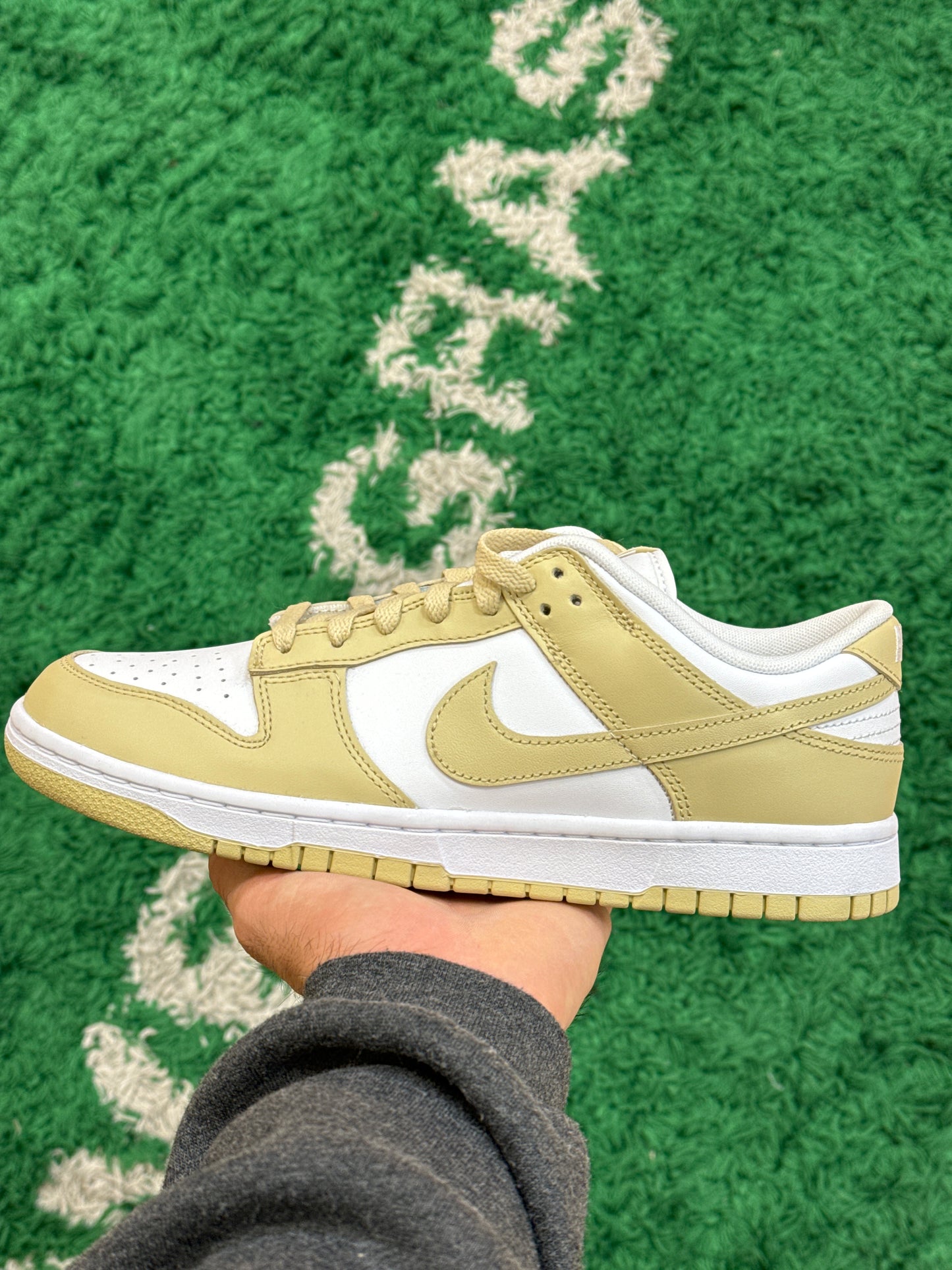 Nike Dunk Low Team Gold Size 8 (New)