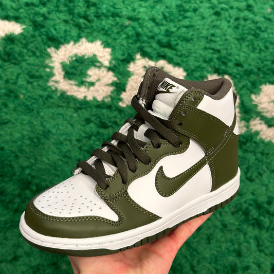 Nike Dunk High Cargo Khaki Size 4Y (New)