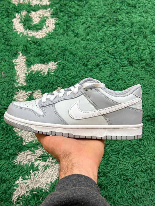 Nike Dunk Low Two Tone Grey Size 7y (New)