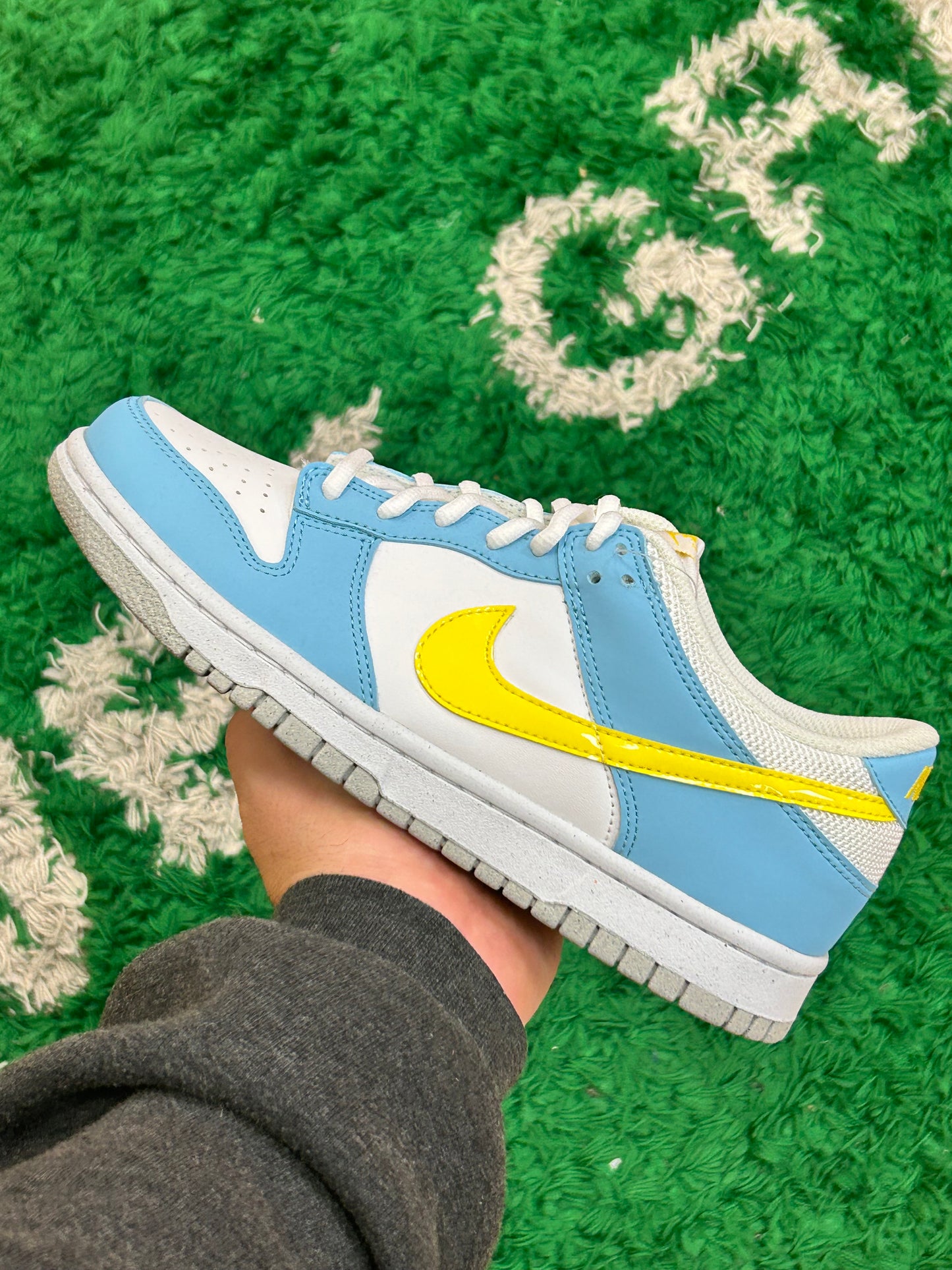 Nike Dunk Low Homer Simpson Size 7Y (New)