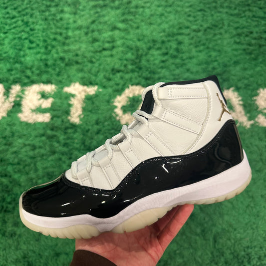 Jordan 11 Gratitude Size 7.5 (Used)