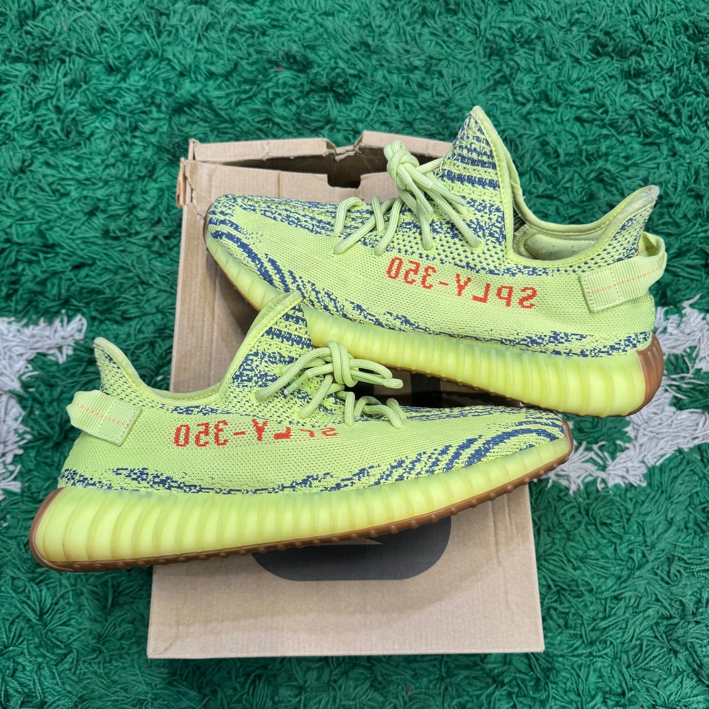Yeezy 350 Semi Frozen Yellow Size 12 (Worn)