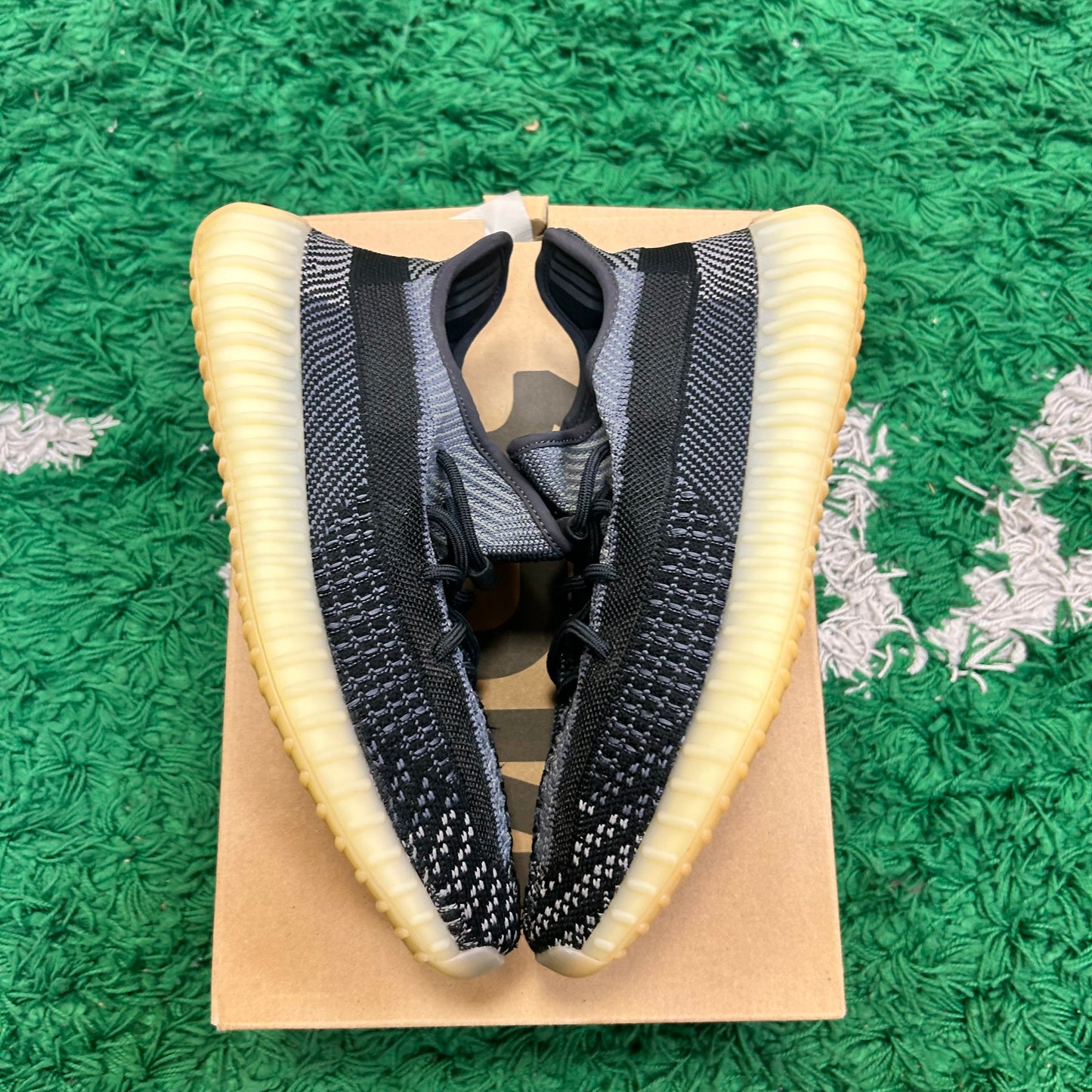 Yeezy 350 Carbon Size 9 (Worn Lightly)