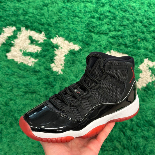 Jordan 11 Bred GS Size 4.5Y (Used)