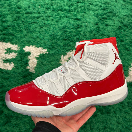 Jordan 11 Cherry Size 10.5 (New)