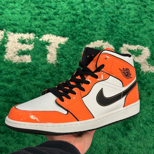 Jordan 1 Mid Turf Orange Size 13 (New)