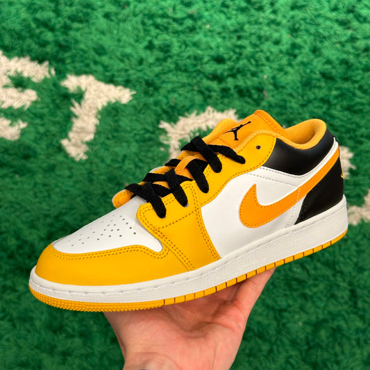 Jordan 1 Low Taxi Size 6.5Y (New)