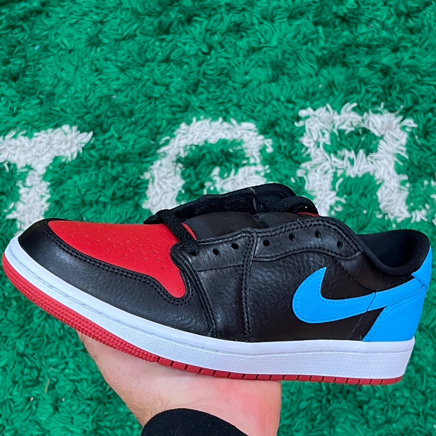 Jordan 1 Low NC To CHI Size 8W/6.5Y (New)