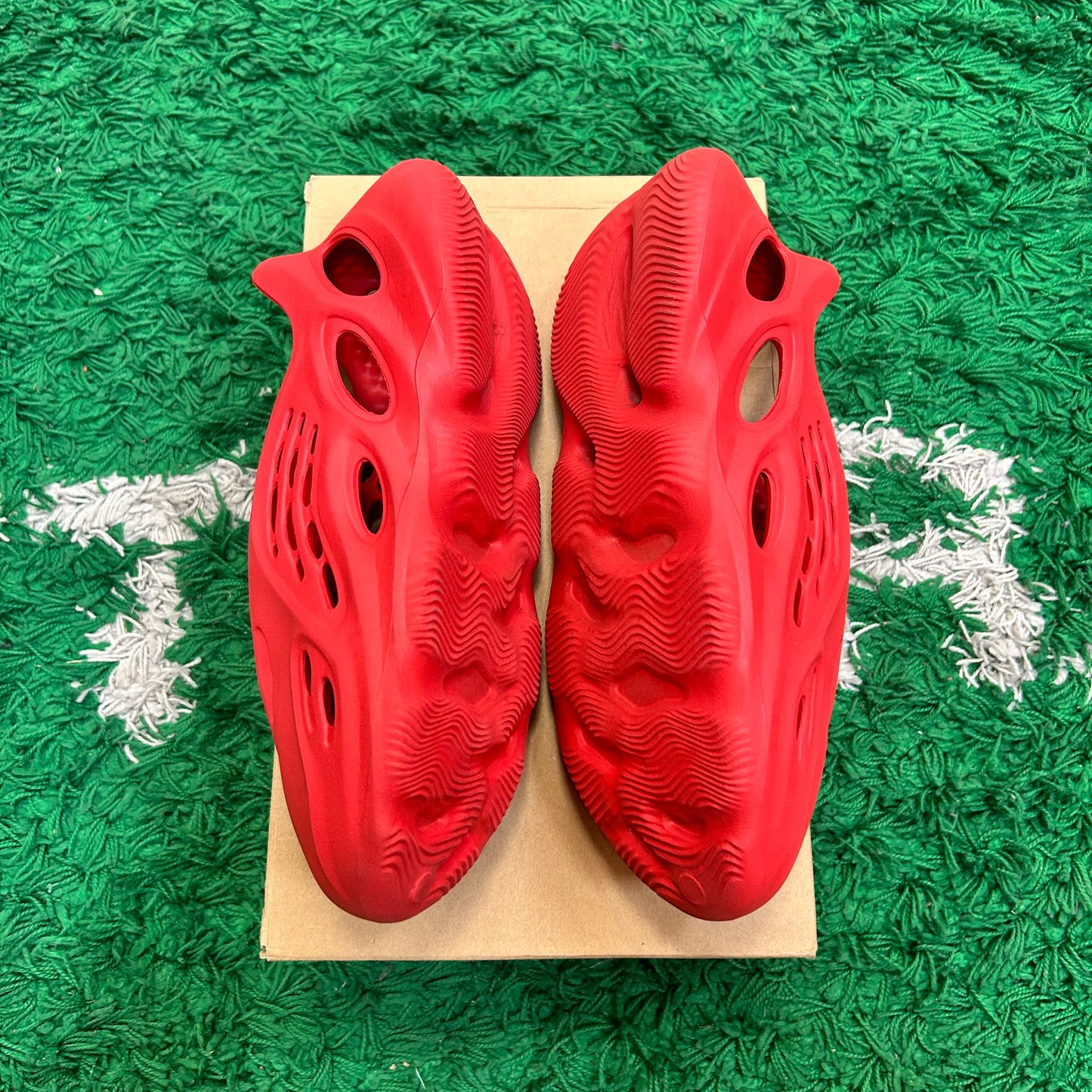 Yeezy FoamRnnr Vermillion Size 13 (Worn)