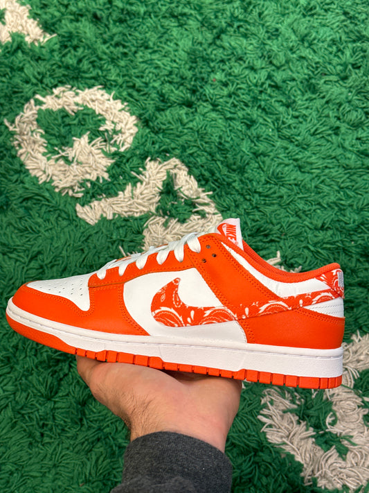 Nike Dunk Low Orange Paisley Size 8.5W 7Y (New)