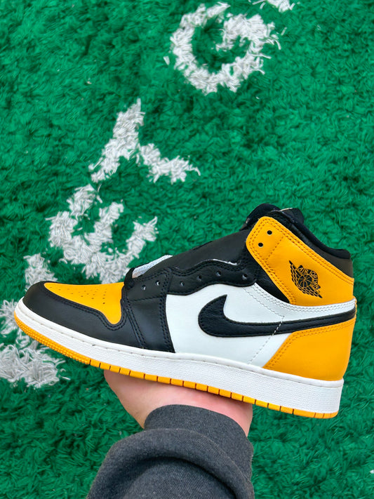 Jordan 1 Taxi Size 6.5Y (New)