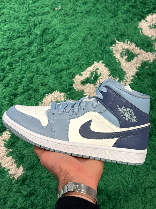 Jordan 1 Mid Diffused Blue Size 10w 8.5m (New)