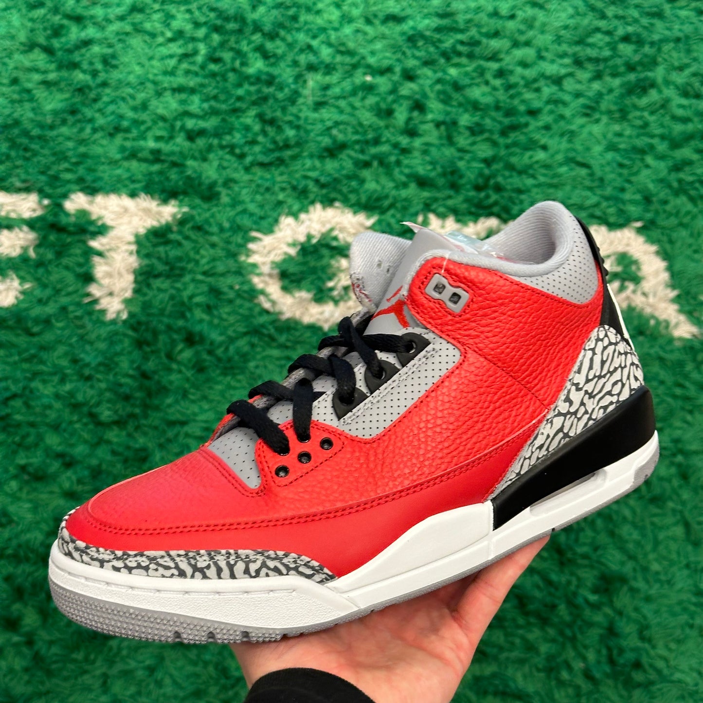 Jordan 3 Unite (Chicago) Size 9.5 (New)