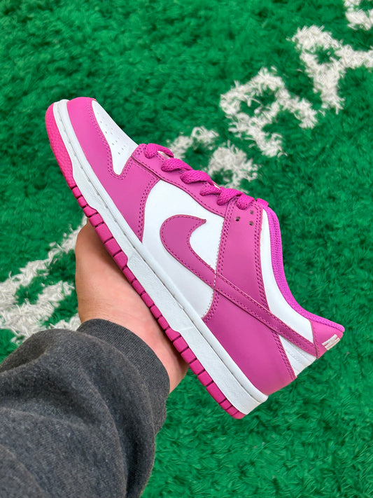 Nike Dunk Low Active Fuchsia Size 7Y (New)