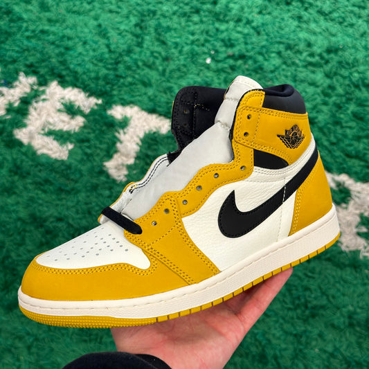 Jordan 1 Yellow Ochre Size 8.5 (New)