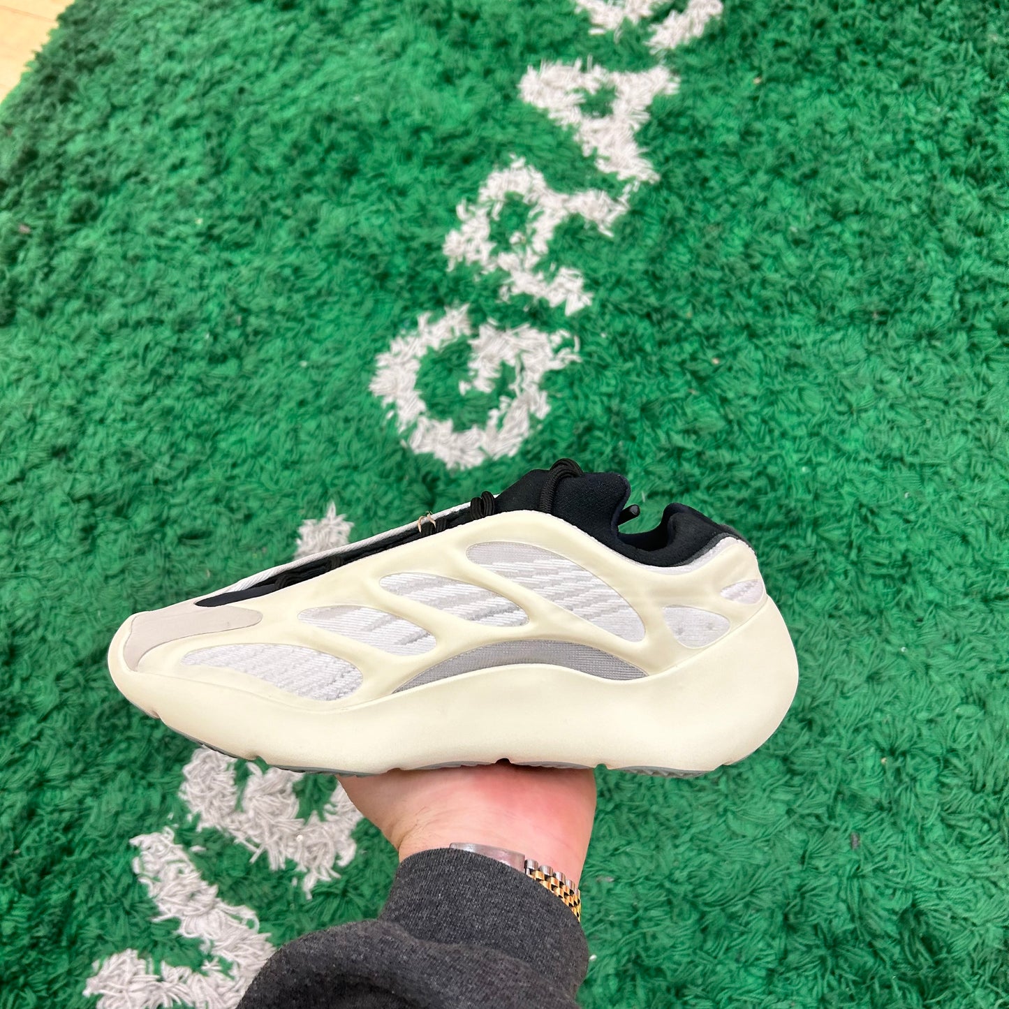 Yeezy 700 V3 Azael Size 11.5 (New)