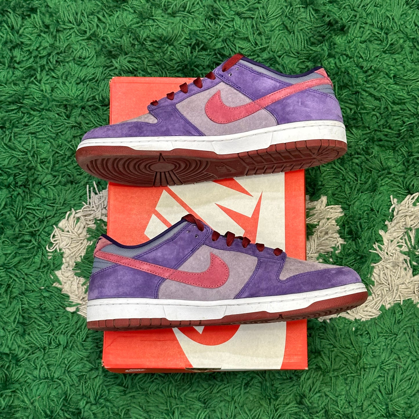 Nike Dunk Low Plum Size 10.5 (Worn)