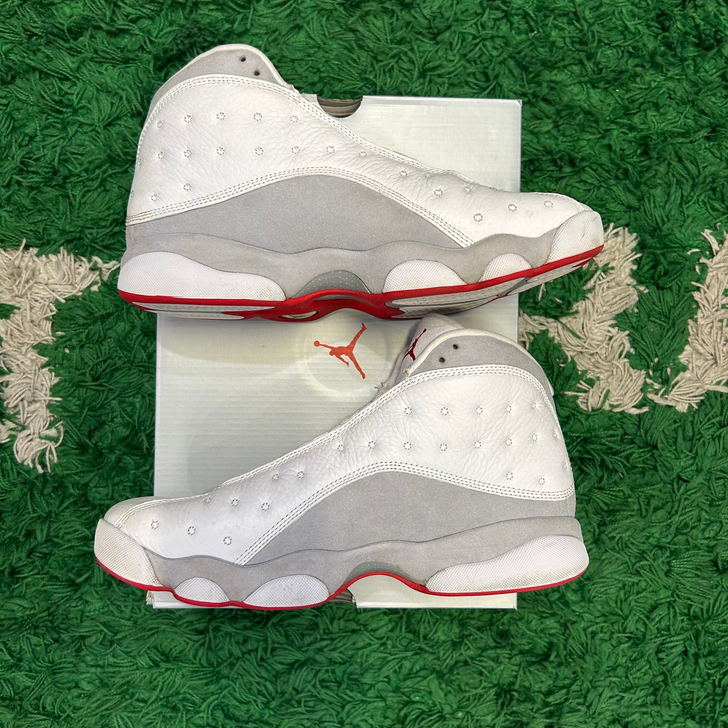 Jordan 13 Wolf Grey Size 10 (Worn)