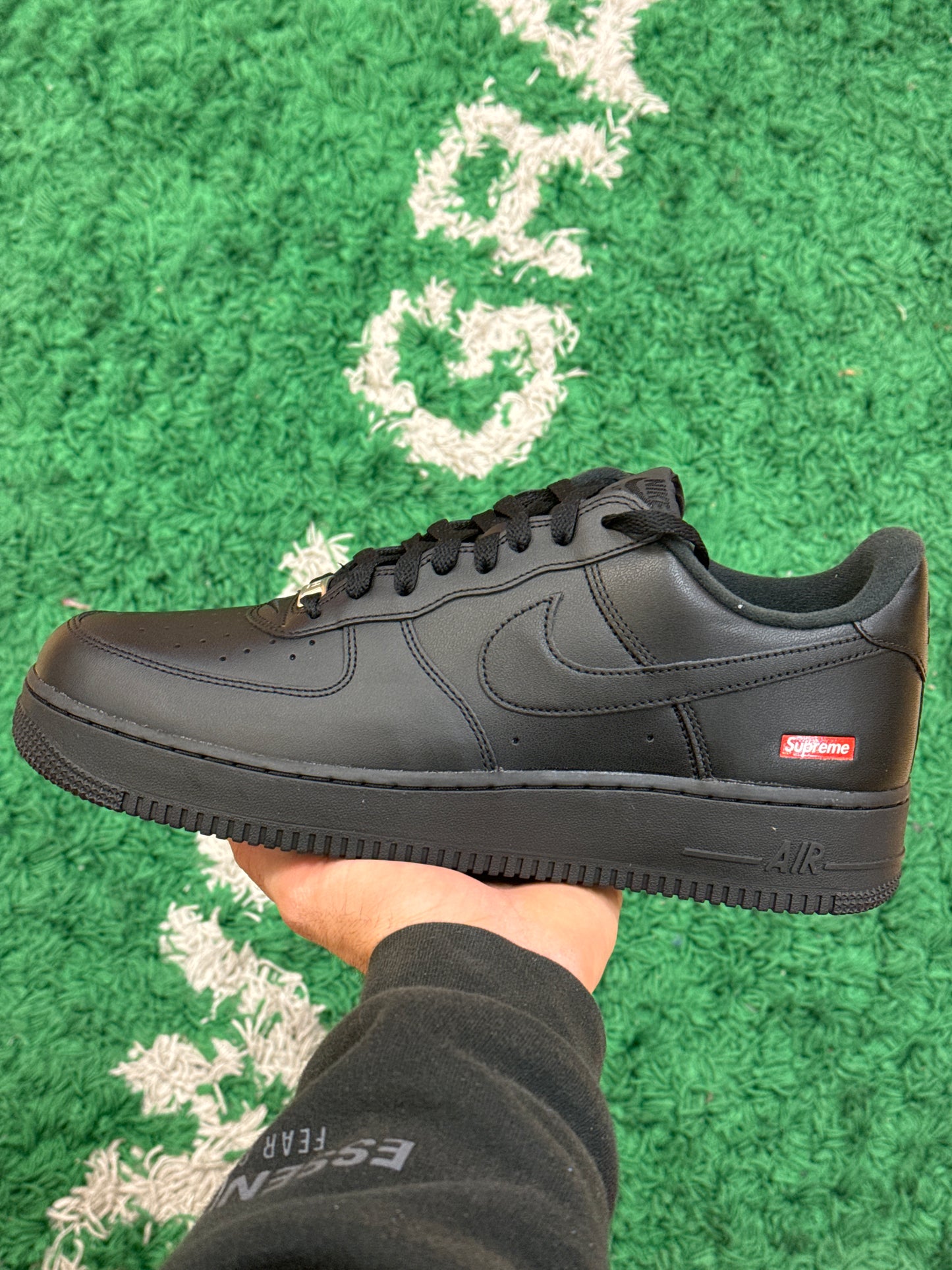 Supreme Air Force 1 Black Size 12 (New)