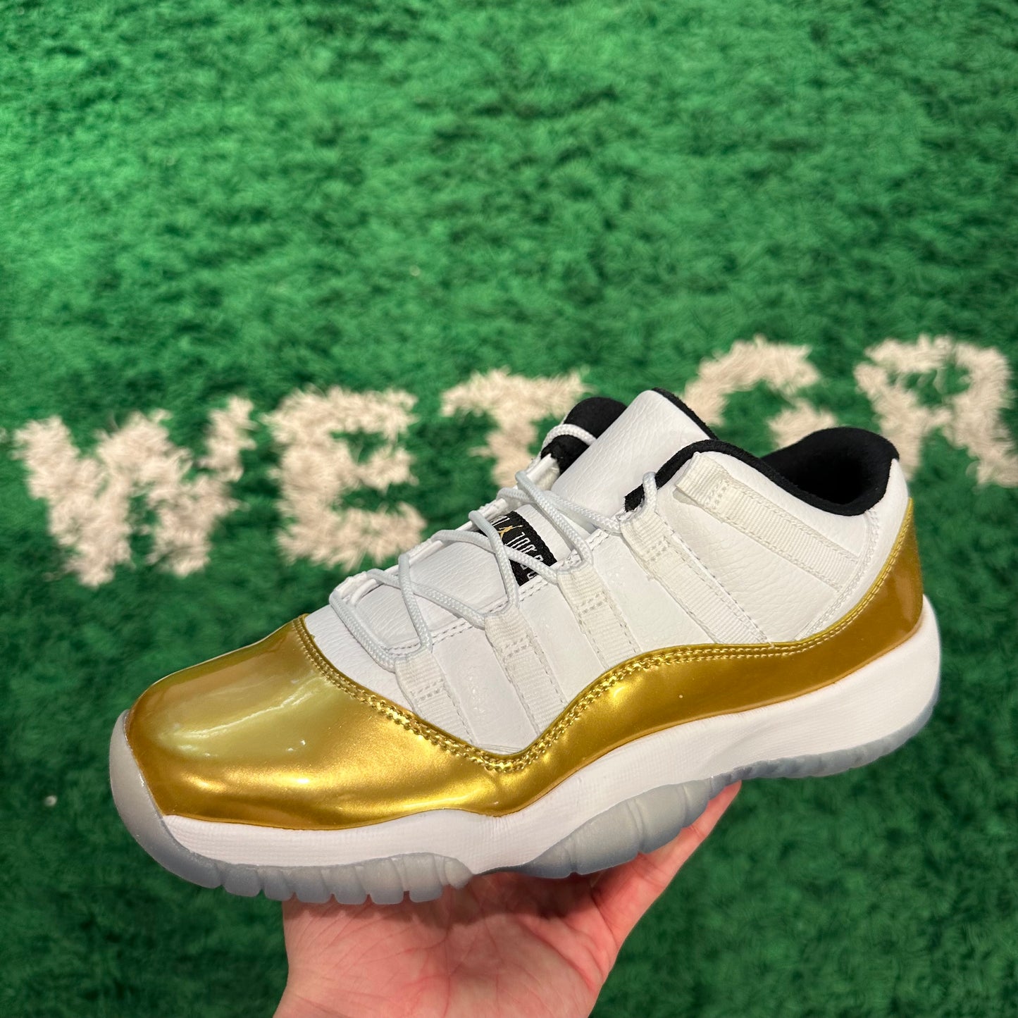 Jordan 11 Low Closing Ceremony Size 6.5Y (New)