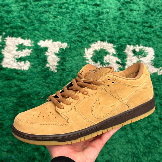 Nike Dunk Low SB Wheat Size 10.5 (New)