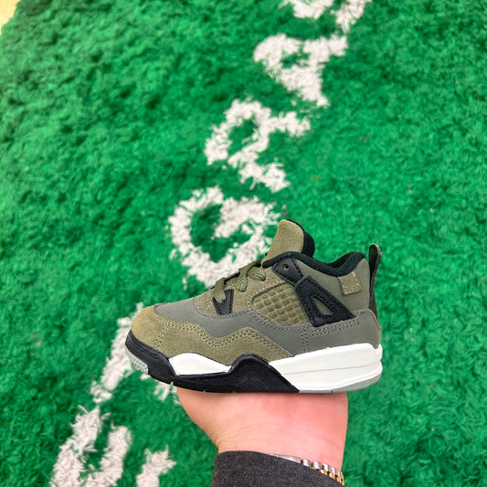 Jordan 4 Medium Olive Size 7C (New)