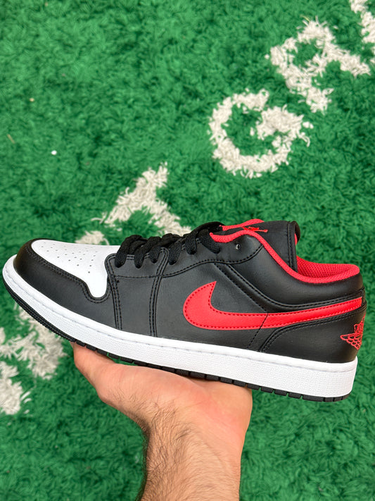 Jordan 1 Low Black Red Size 10.5 (New)