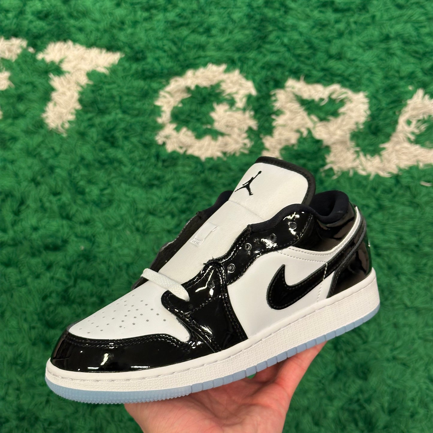 Jordan 1 Low Concord Size 5Y (New)