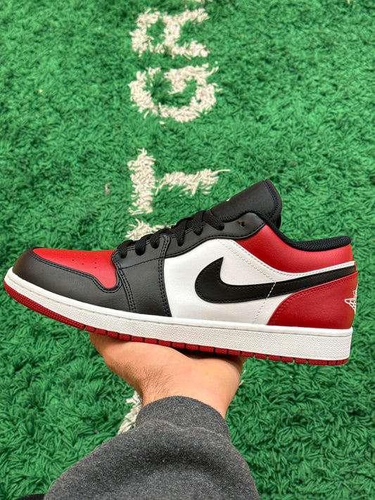 Jordan 1 Low Bred Toe Size 11 (New)