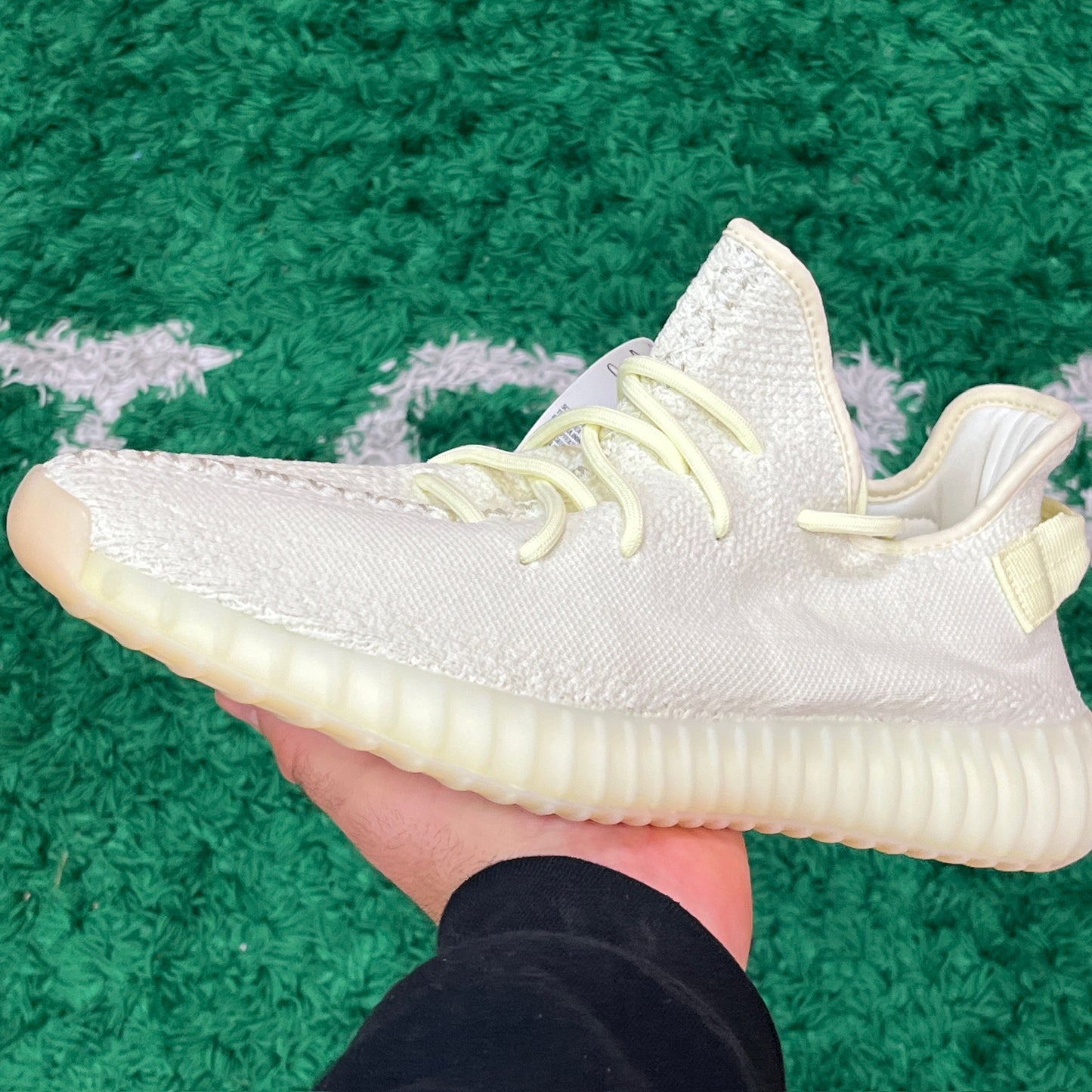 Yeezy 350 Butter Size 8 (New)