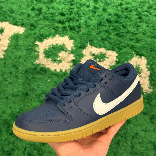 Nike Dunk Low SB Navy Gum Size 7 (New)