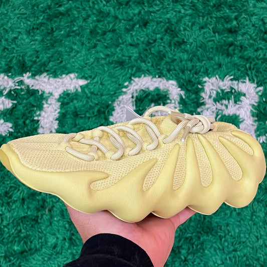 Yeezy 450 Sulfur Size 10 (New)