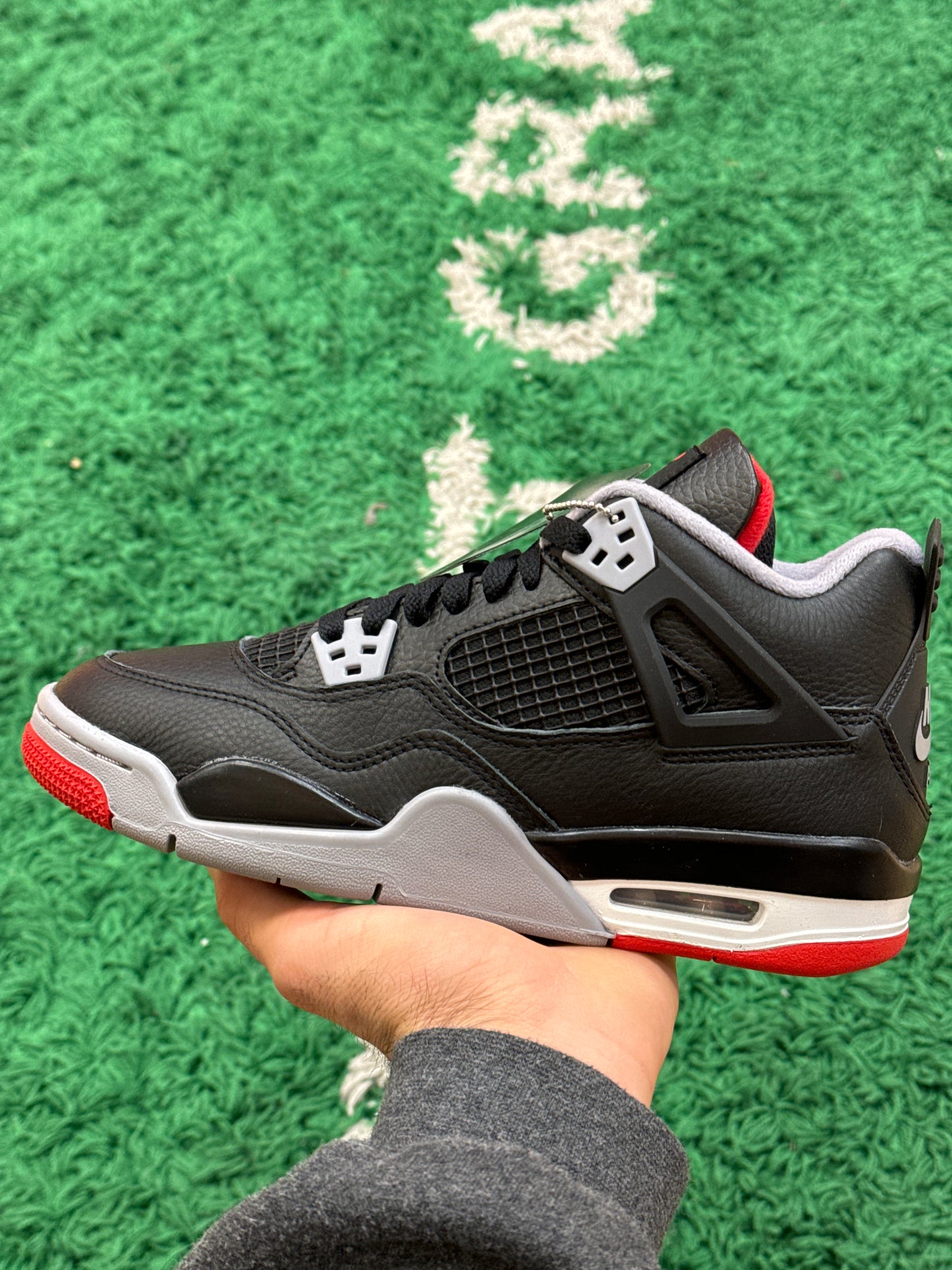 Jordan 4 Bred Reimagined Size 6.5y (New)