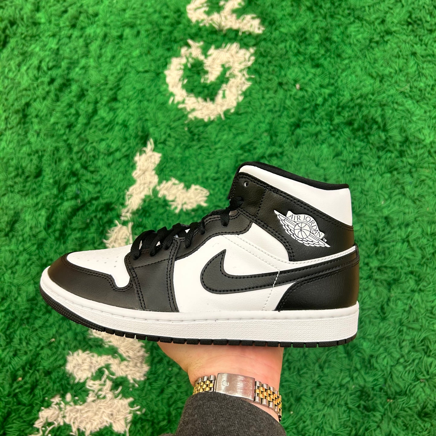 Jordan 1 Mid Panda Size 8.5W/7Y (New)