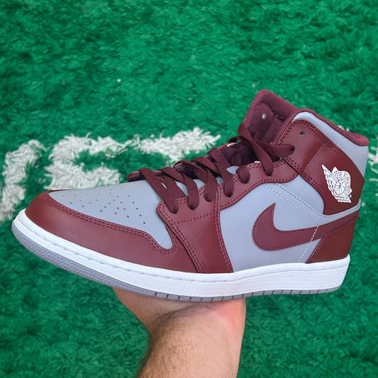 Jordan 1 Mid Cherrywood Size 11 (New)