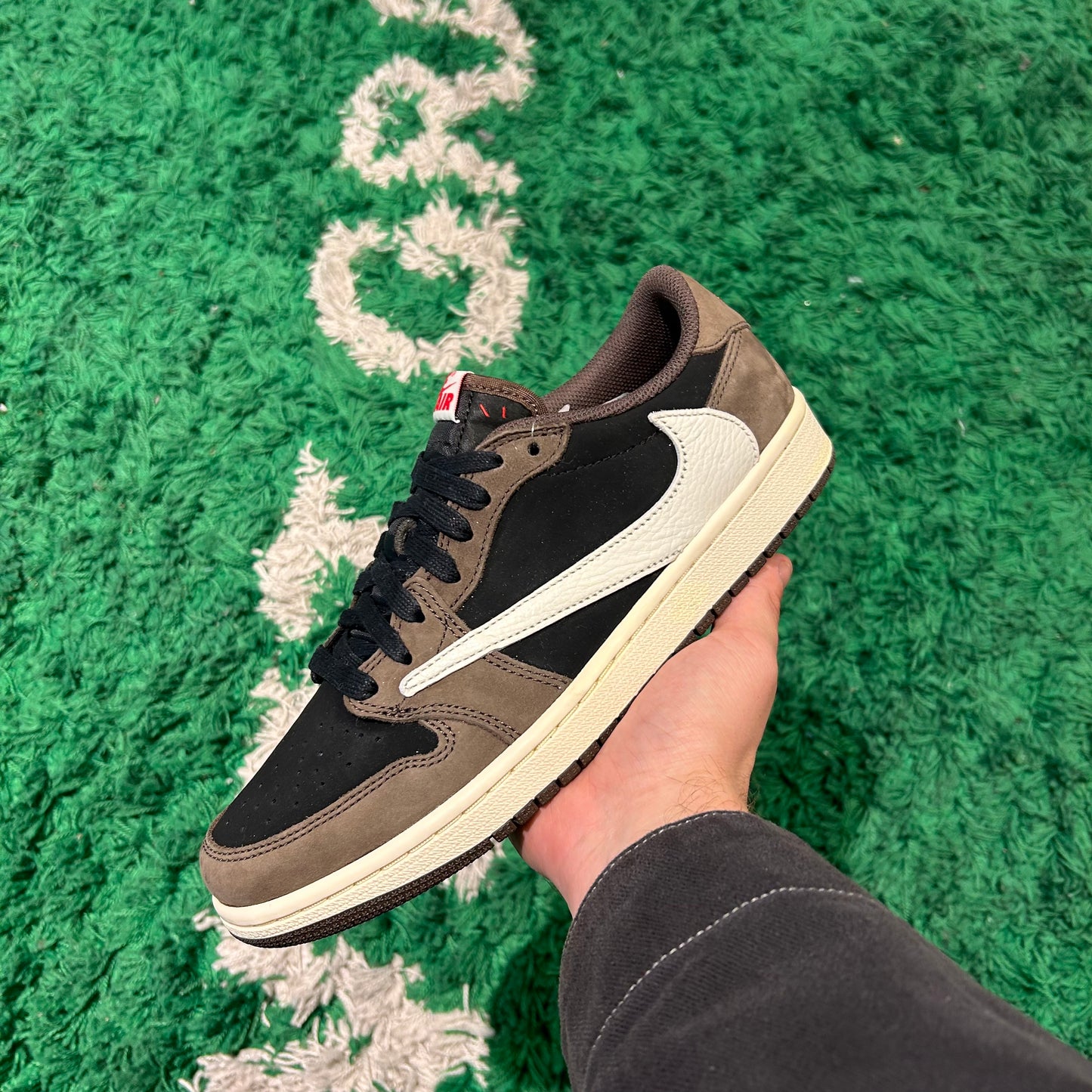 Jordan 1 Low Travis Scott Mocha Size 8.5 (Brand New)