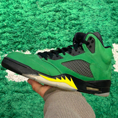 Jordan 5 Oregon Size 9 (Lightly Worn)