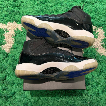 Jordan 11 Space Jam Size 9 (Lightly Worn)