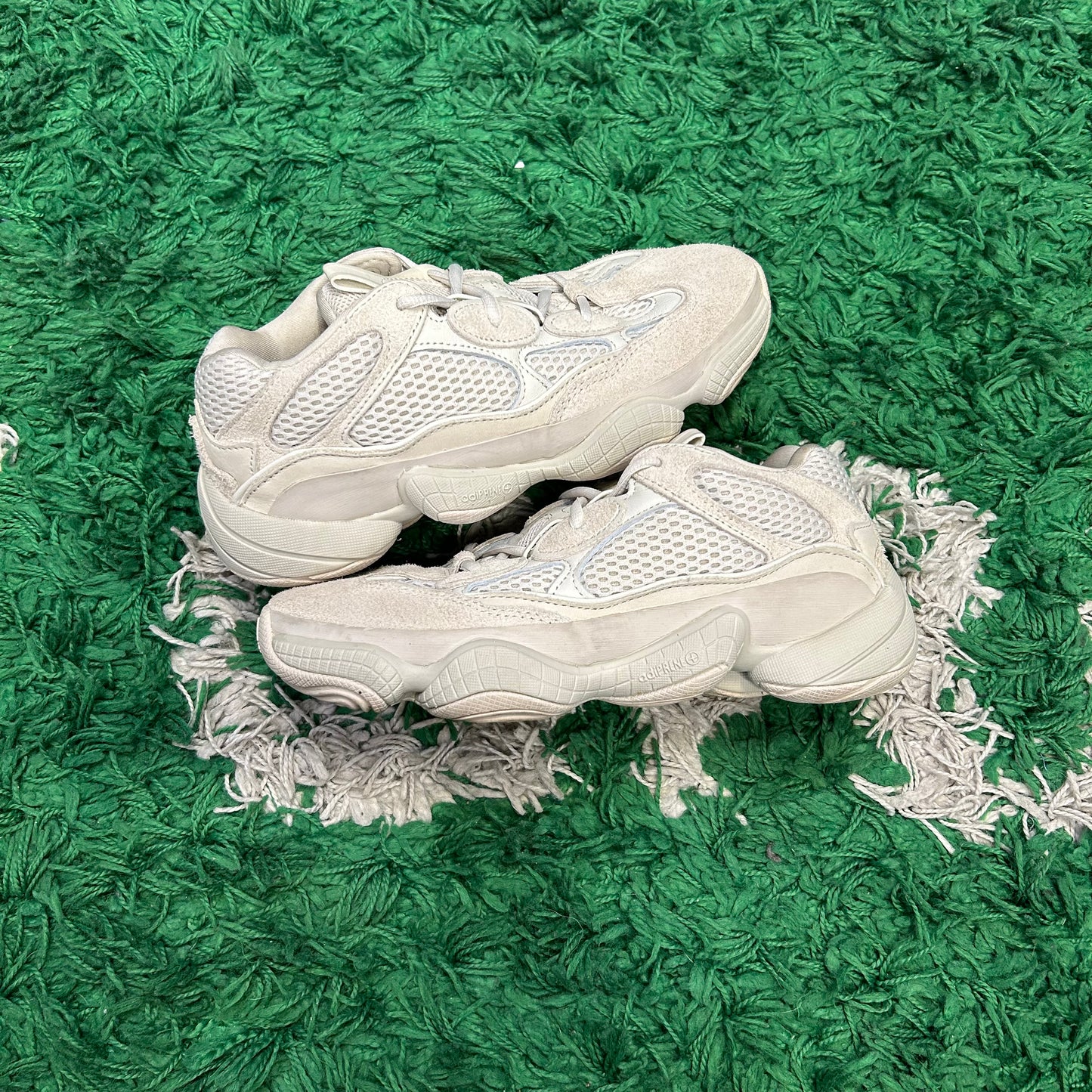 Yeezy 500 Blush Size 6 (Worn NB)