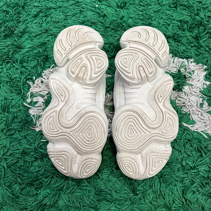 Yeezy 500 Blush Size 6 (Worn NB)